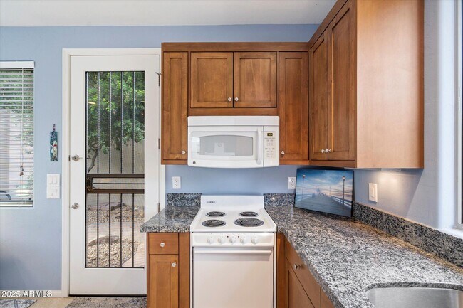 Building Photo - 6867 E Crimson Sky Trail