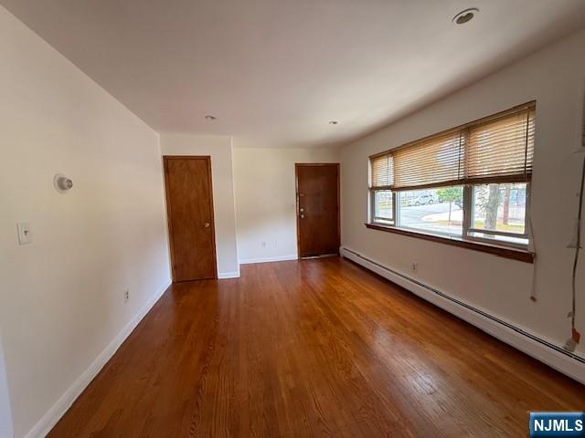 Building Photo - 405 8th St