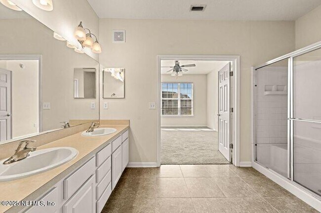 Building Photo - 11251 Campfield Dr