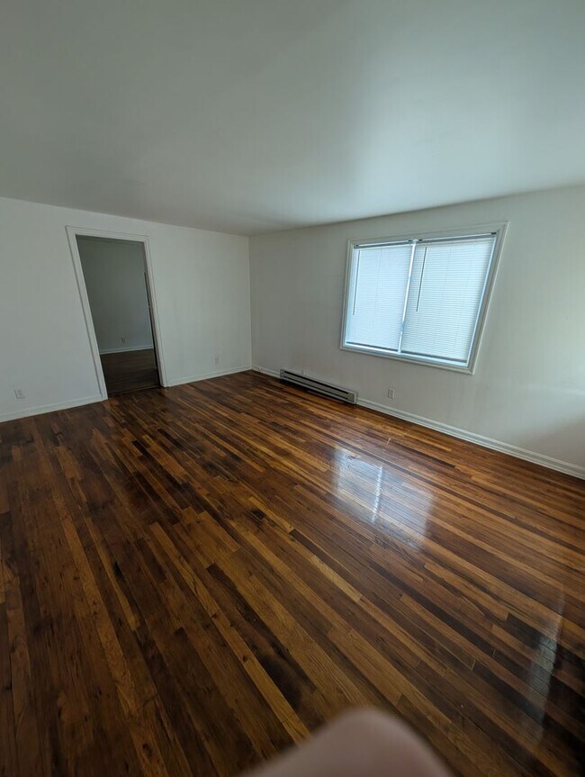 Building Photo - 3614-3628 Summers Lane