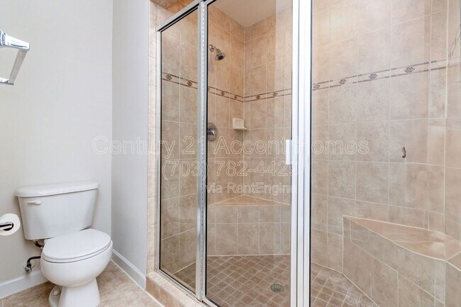 Building Photo - 5675 Harrington Falls Ln