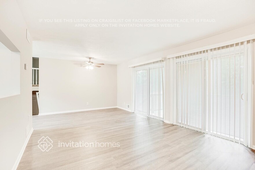 Building Photo - 2305 Verna Dr