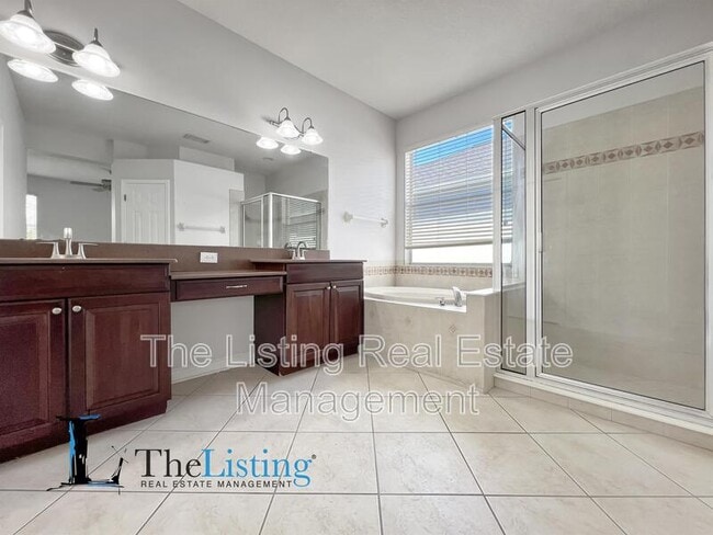 Building Photo - 8814 Sandy Plains Dr