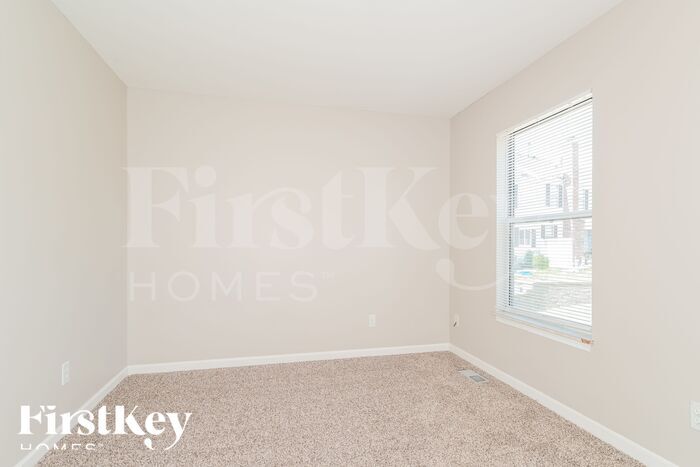 Building Photo - 180 Pheasant Point Blvd