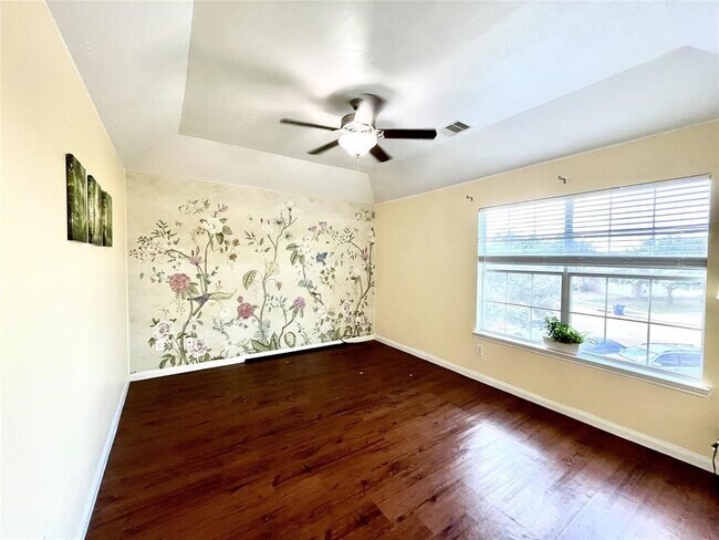 Building Photo - 19111 Canaras Ct