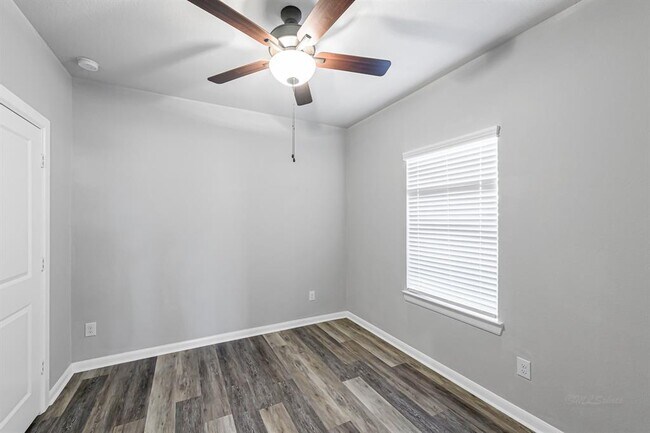 Building Photo - 4946 Hitchings Ct
