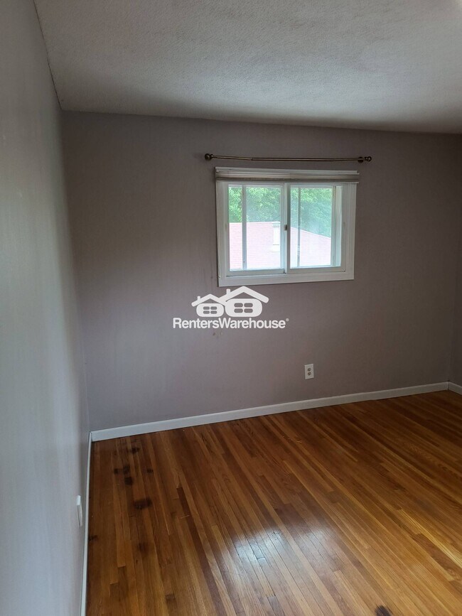 Building Photo - 5112 Millpond Pl