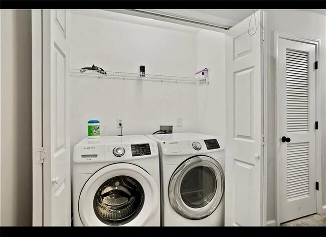 Building Photo - 1384 Dolcetto Trce