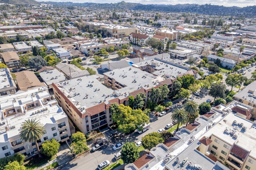 Building Photo - 310 N Jackson St