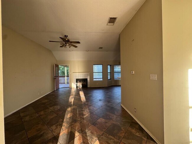 Building Photo - 1805 Whirlwind Trail