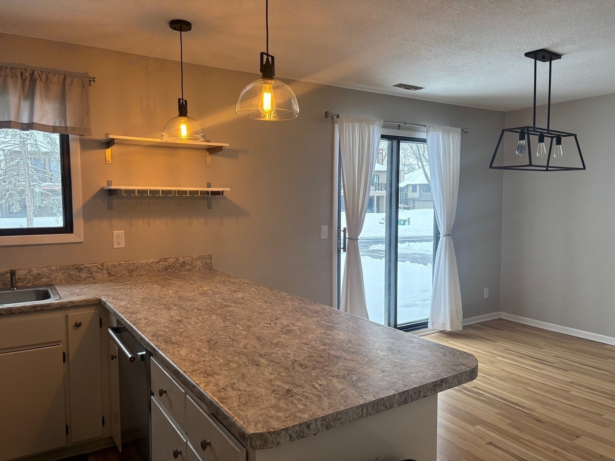 Building Photo - 11532 Carriage Ct