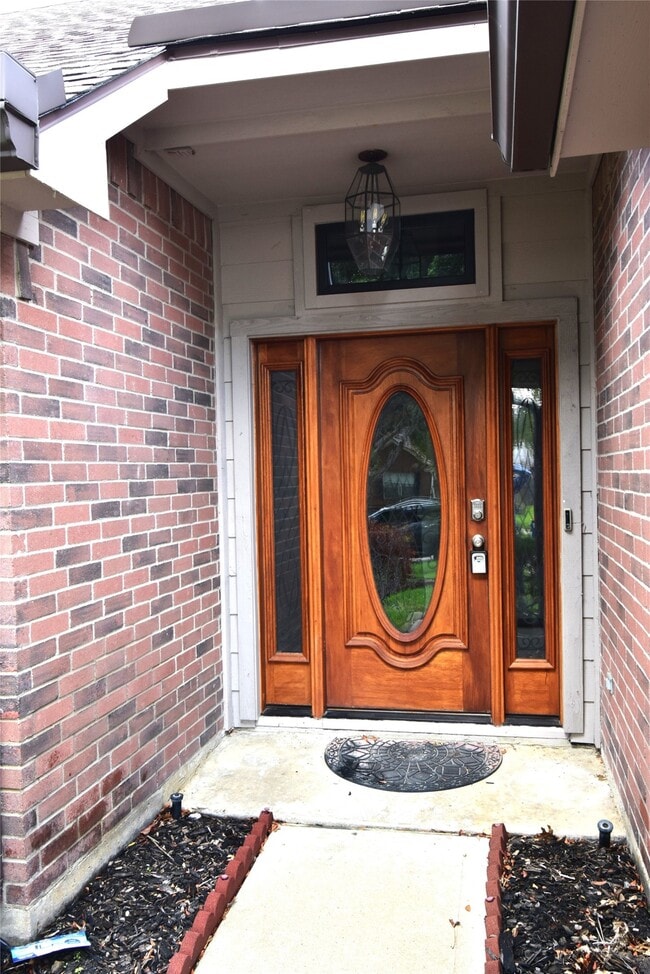 Building Photo - 21022 Creek Edge Ct