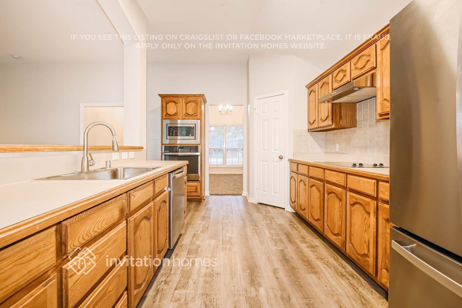 Building Photo - 2810 Beacon Hill Dr