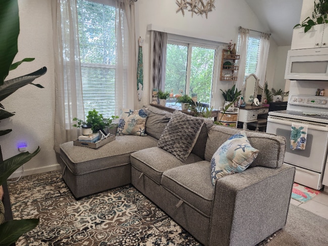 Building Photo - 5116 Dvorak Cir