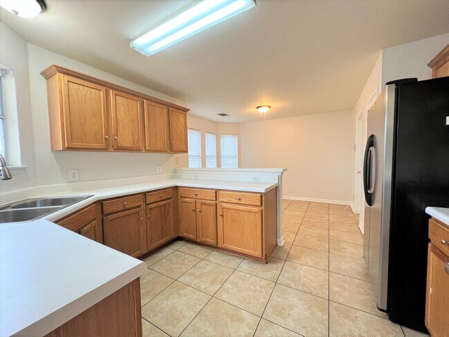 Building Photo - 740 Winborne Way