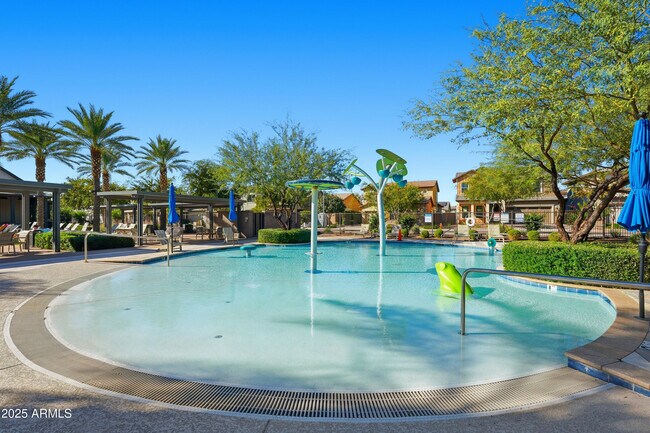 Building Photo - 1973 W Kinfield Trail