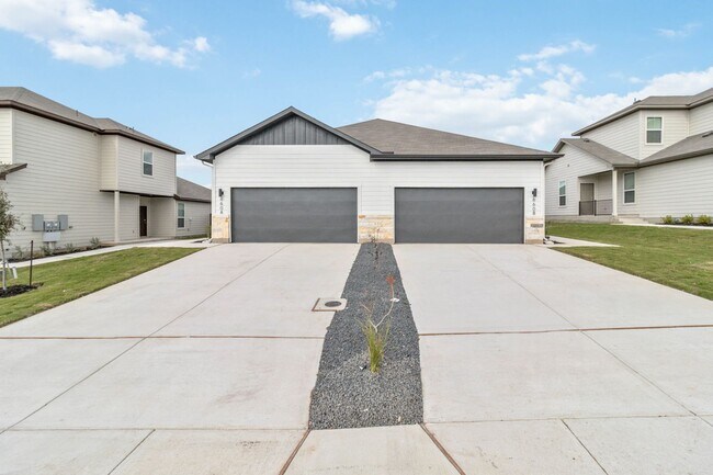 Primary Photo - Luxury Duplex in Buda TX!