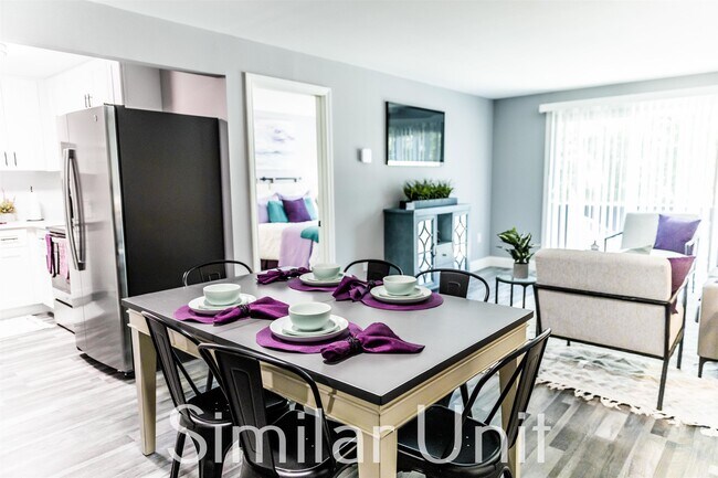 Building Photo - 25 Westgate Dr