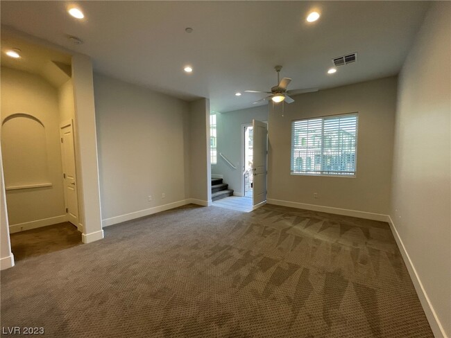 Building Photo - 10567 Ridge Glow Ave