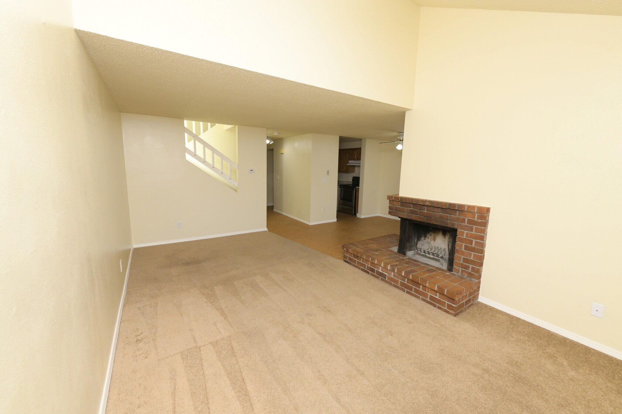 Building Photo - 1224 46th Pl SE