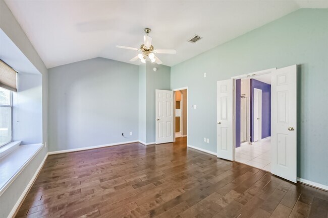 Building Photo - 13203 Yaupon Holly Ln