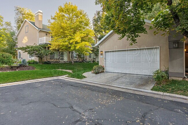 Building Photo - 1140 Parkway Ave
