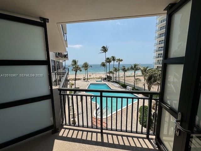 Building Photo - 3800 Galt Ocean Dr