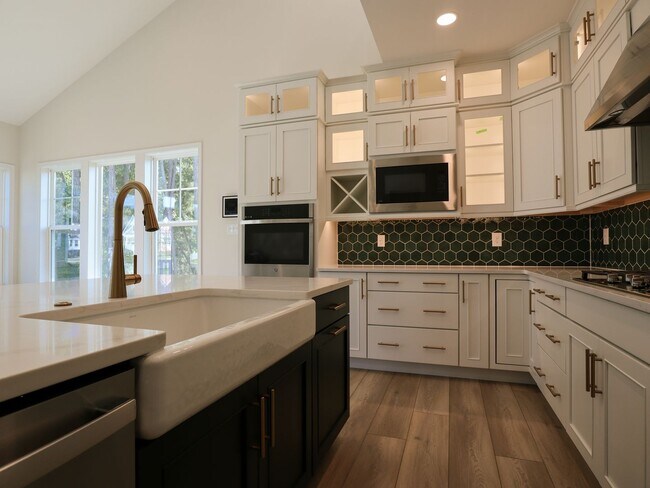 Building Photo - Luxury New Build in RounTrey – 4 Bed, 3 Ba...