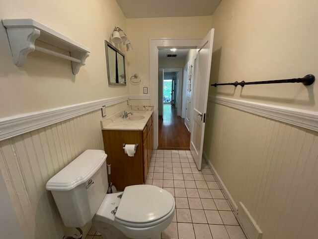 Building Photo - 255 S Sunset Dr