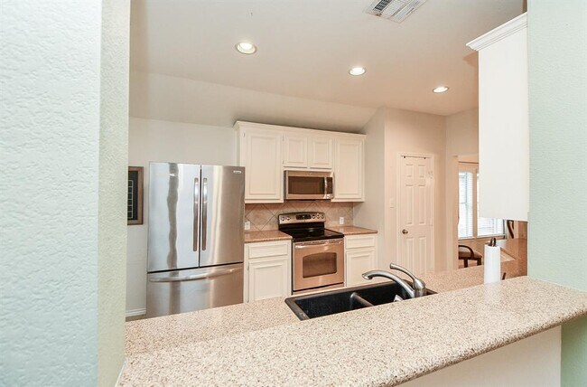 Building Photo - 21126 N Yellow Bud Ct