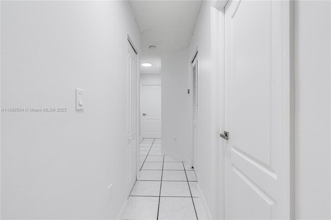 Building Photo - 17841 SW 145th Ave