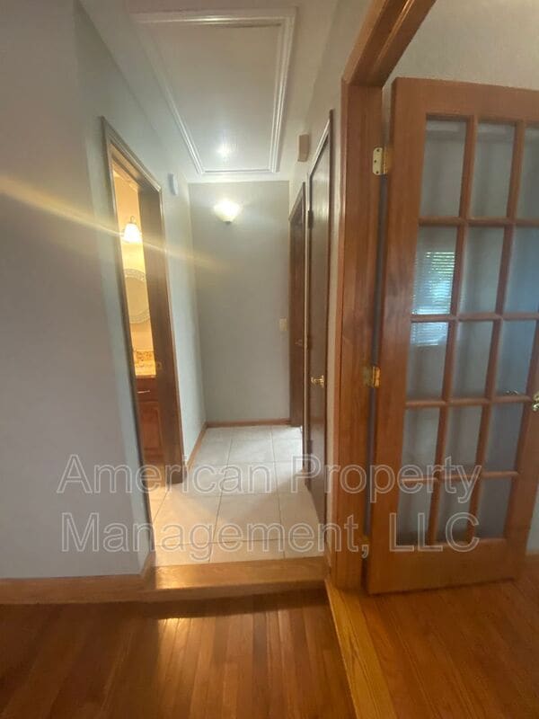 Building Photo - 4729 S Ironwood Ave