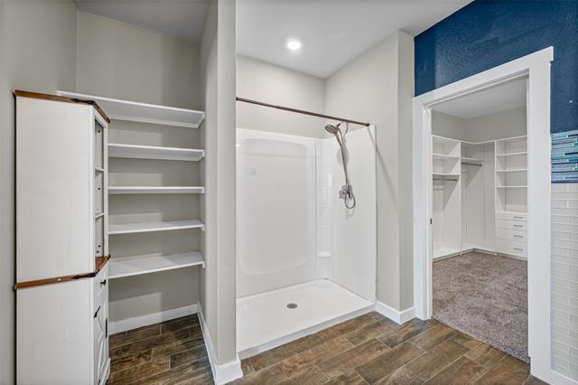 Building Photo - 9352 Herringbone Dr