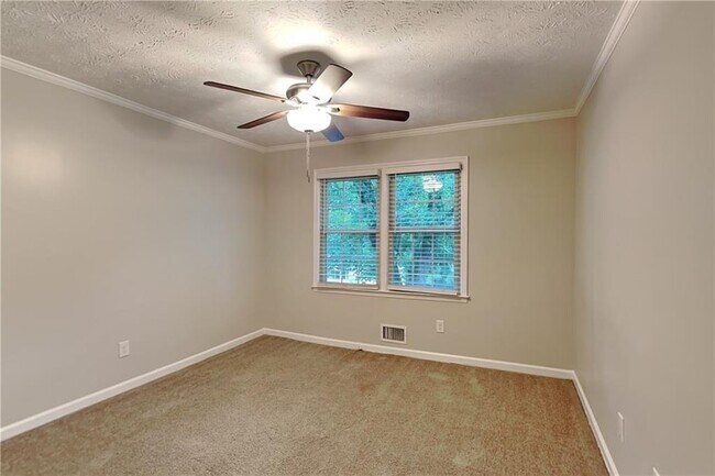 Building Photo - 1625 Sonya Dr
