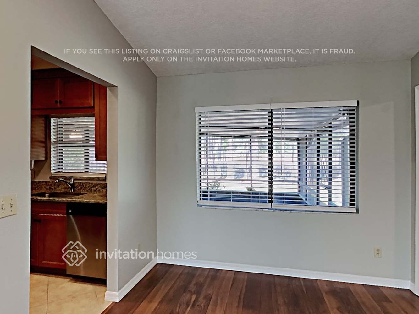 Building Photo - 1009 Dishman Loop