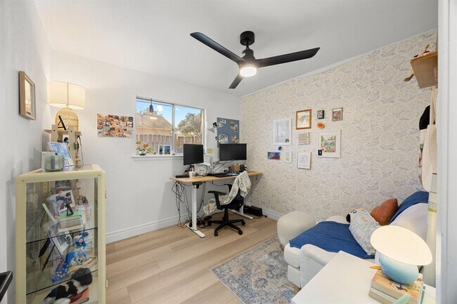 Building Photo - 1514 Desert Quail Ln