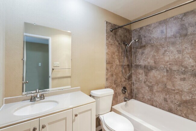 Building Photo - 3809 Hunters Trail