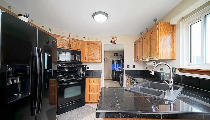 Building Photo - 4006 Brenton Dr