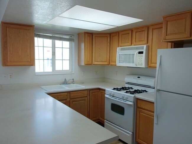 Building Photo - 119 Penhurst Pl