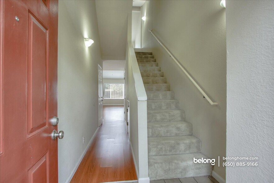 Building Photo - 43 Sea Crest Terrace