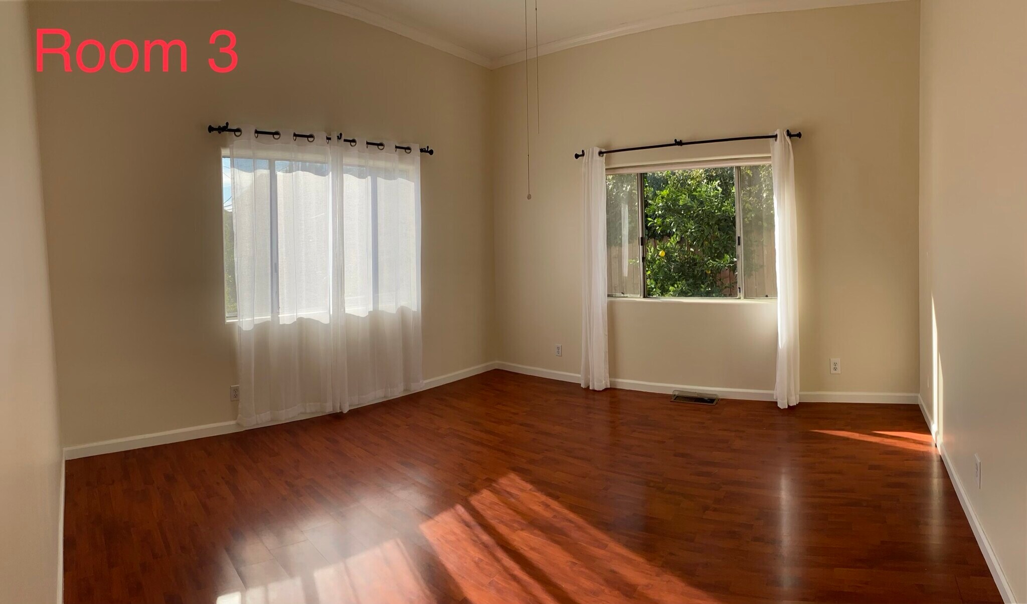 Room 3 - 169 sq ft - 1841 Marney Ave