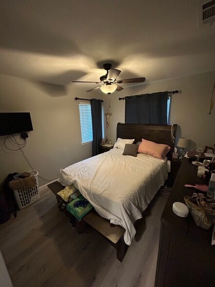Bedroom 3 - 17821 Lemon St