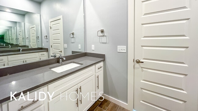 Building Photo - 509 Remington Ave