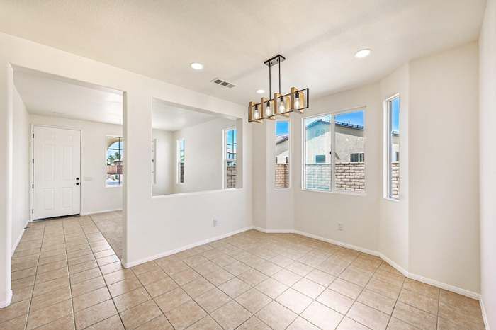 Building Photo - 80604 Tinsley Ave
