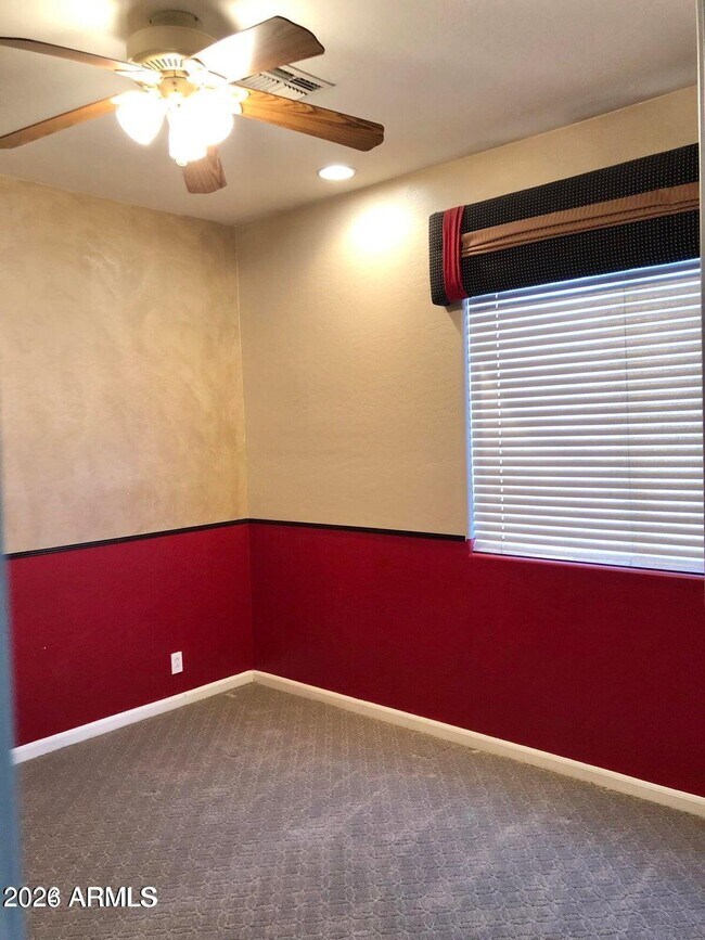 Building Photo - 345 N Date Palm Dr