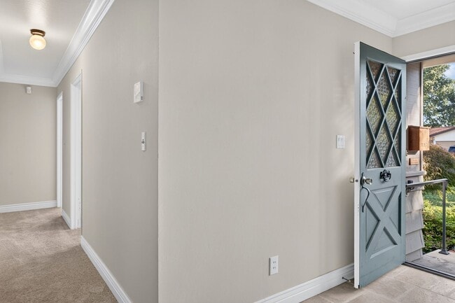 Building Photo - Single-Story Walnut Creek Home Near Top-Rated Schools, BART & Shopping