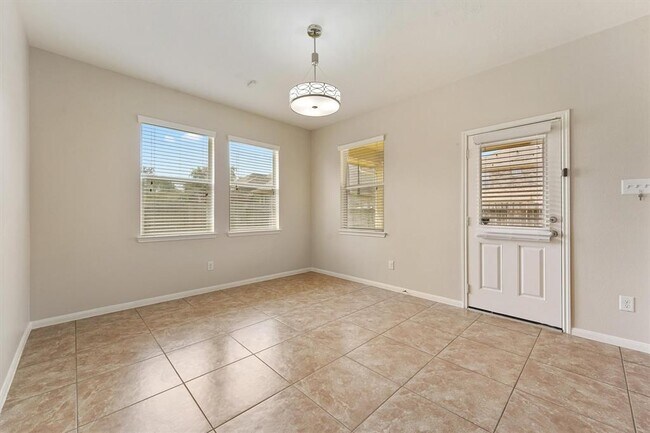 Building Photo - 14131 Avongate Ln