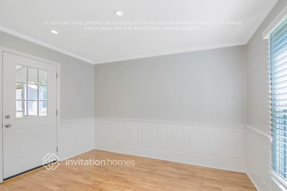 Building Photo - 7413 Laketree Dr