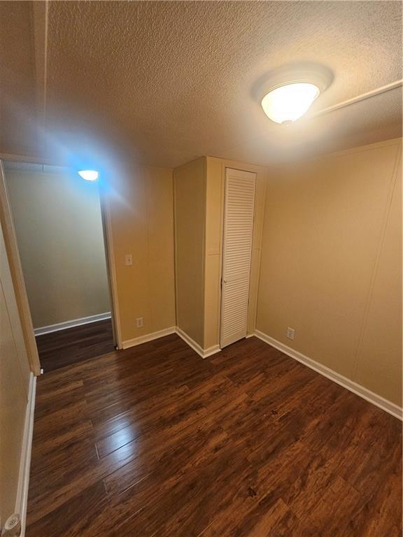 Building Photo - 1201 Floyd Dr NE