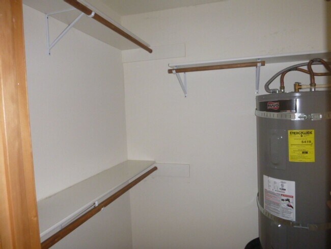 Building Photo - 1030 Mt Olympus Ave SE